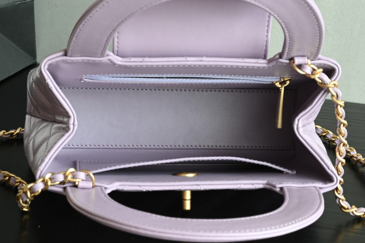 Chanel Handbag - Image 9