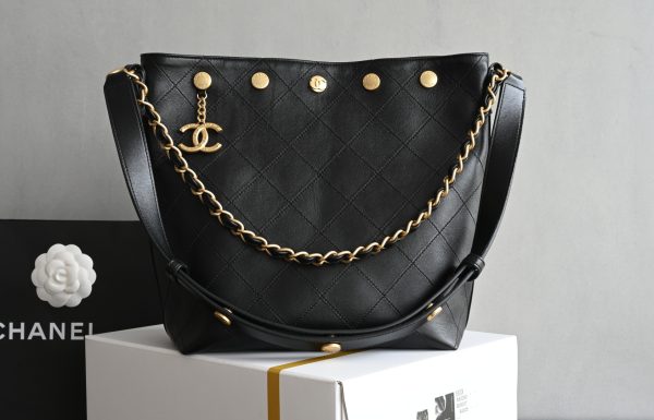 Chanel Shopping Bag