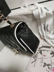 Chanel Chain Bag - Image 4