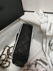 Chanel Chain Bag - Image 6