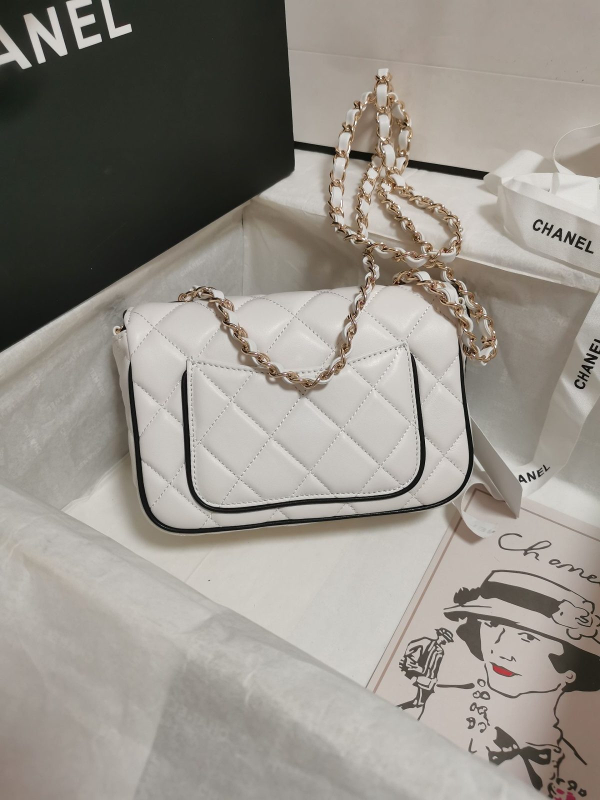 Chanel Chain Bag - Image 2