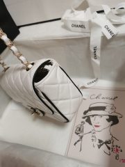 Chanel Chain Bag - Image 3