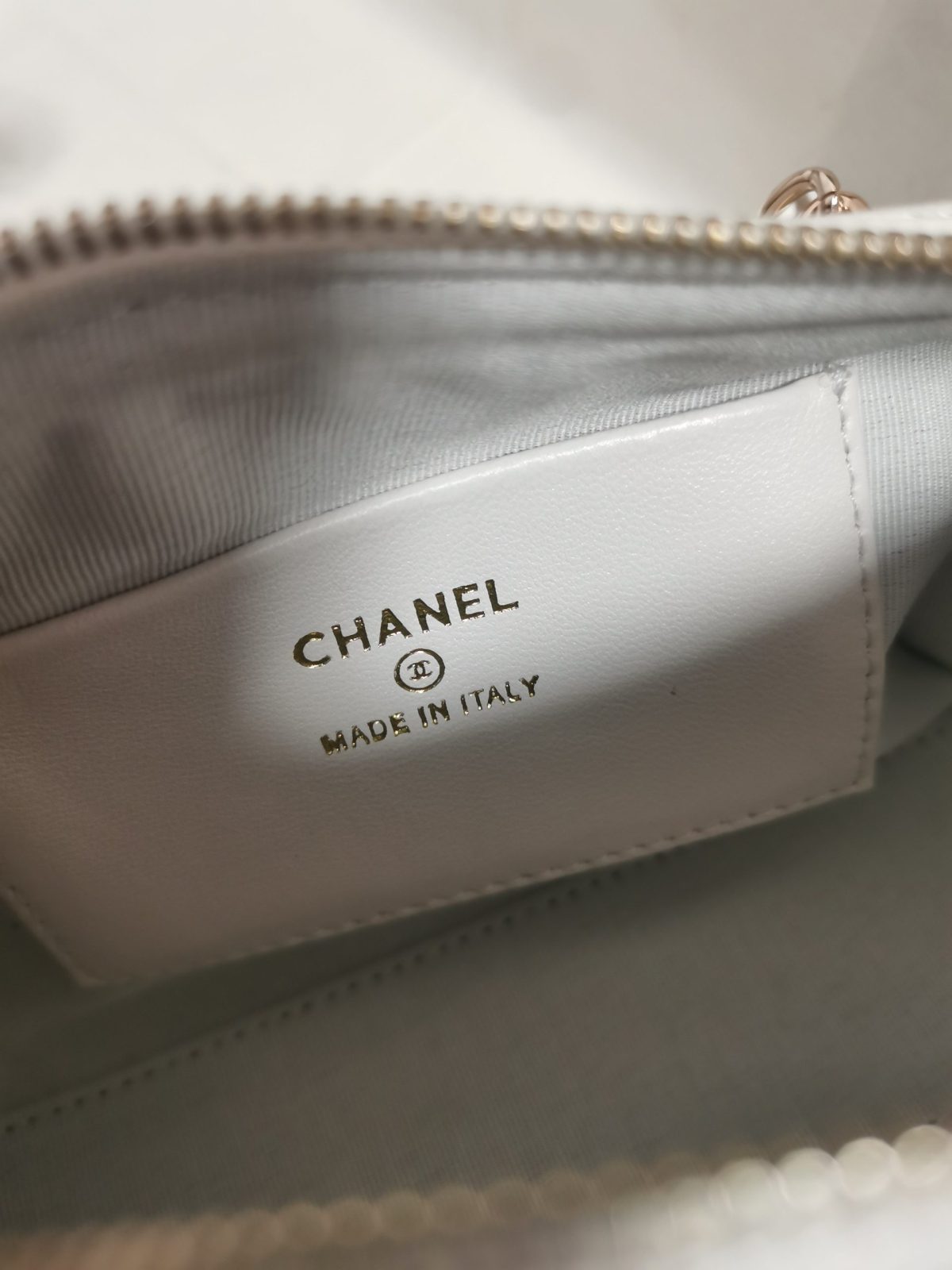 Chanel chain bag - Image 7