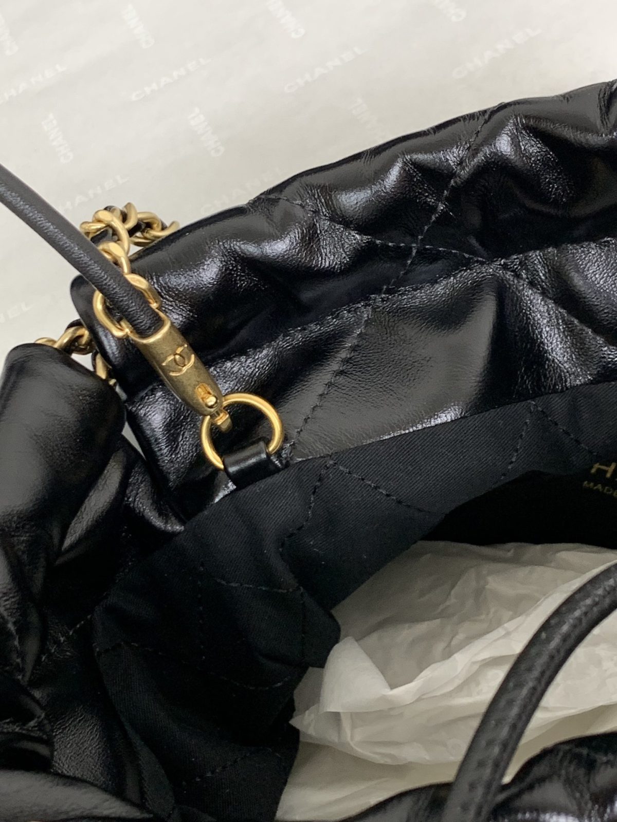 Chanel Mini 22bag - Image 8