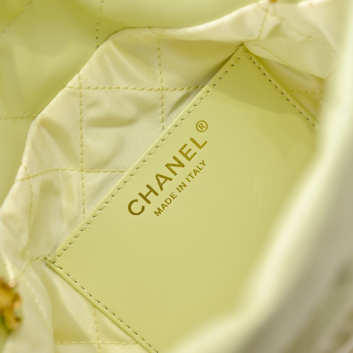 Chanel Mini 22bag - Image 8
