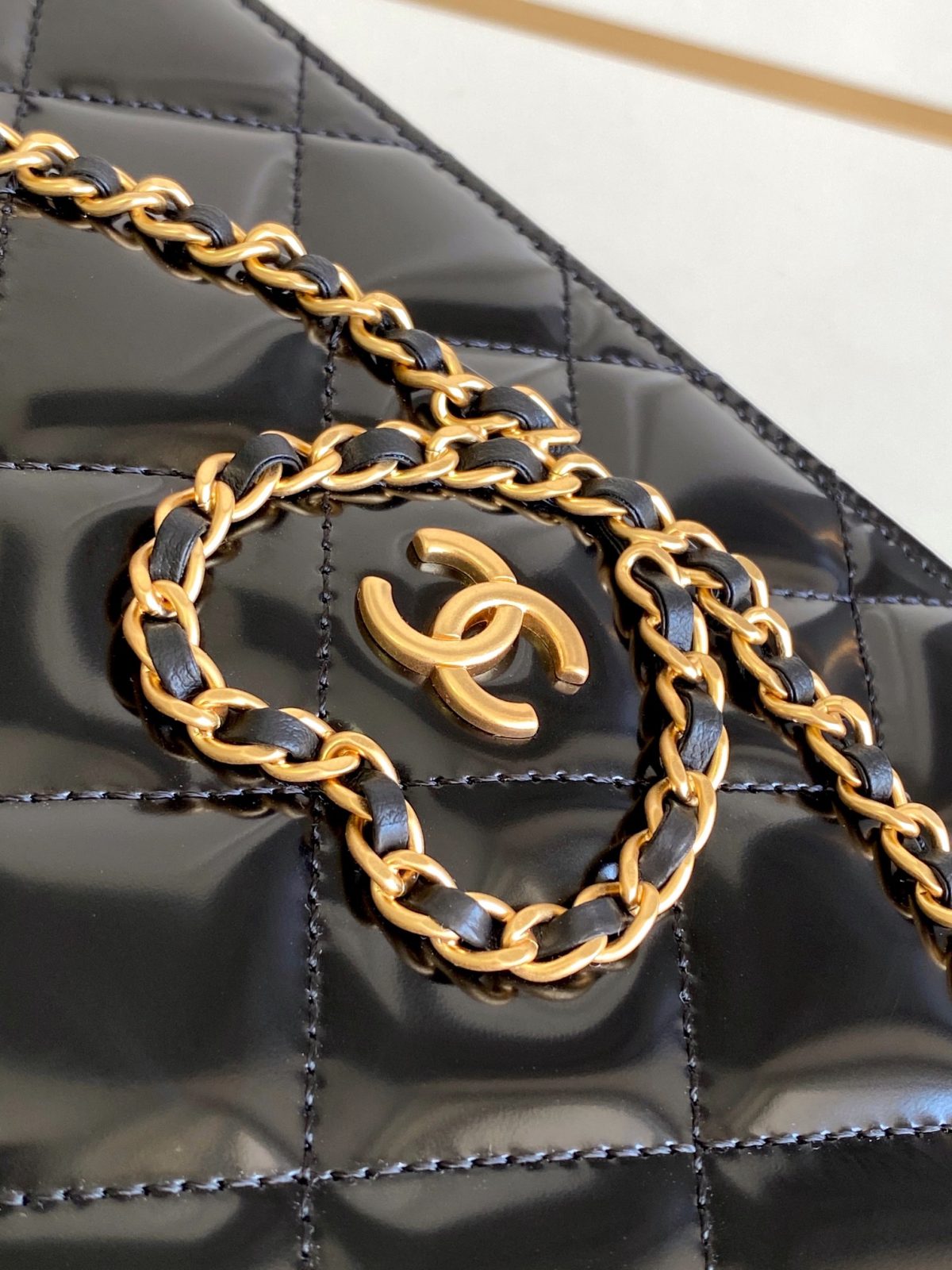 Chanel Chain Bag - Image 5