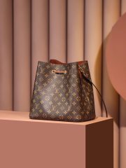 LV 𝐍É𝐎𝐍𝐎É Bucket Bag - Image 6