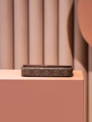 LV 𝐏𝐎𝐂𝐇𝐄𝐓𝐓𝐄 𝐅É𝐋𝐈𝐂𝐈𝐄 Bag - Image 7