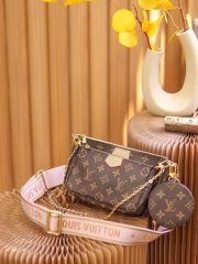 LV 𝙈𝙐𝙇𝙏𝙄 𝙋𝙊𝘾𝙃𝙀𝙏𝙏𝙀 Bag - Image 3