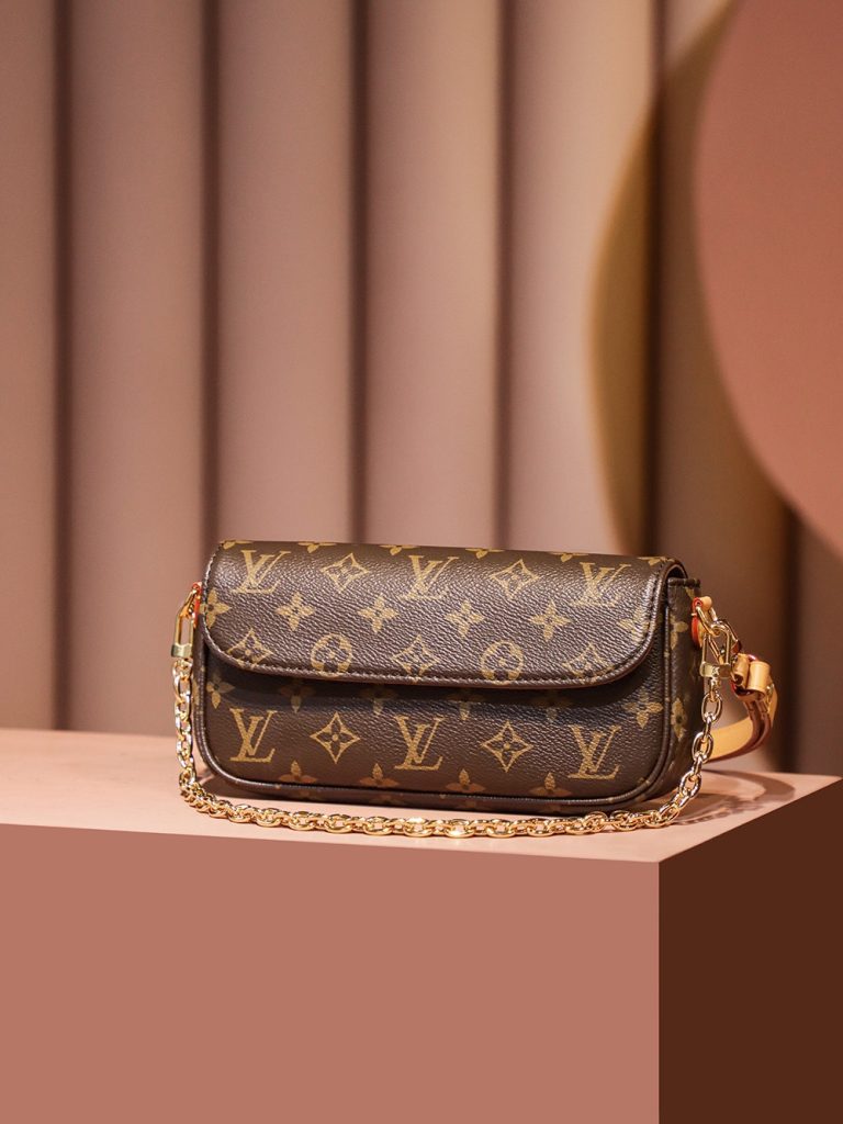 LV 𝐖𝐀𝐋𝐋𝐄𝐓 𝐎𝐍 𝐂𝐇𝐀𝐈𝐍 𝐈𝐕𝐘 Bag photo review