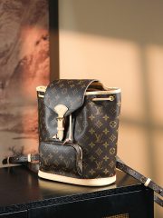 LV 𝐌𝐎𝐍𝐓𝐒𝐎𝐔𝐑𝐈𝐒 Backpack - Image 5
