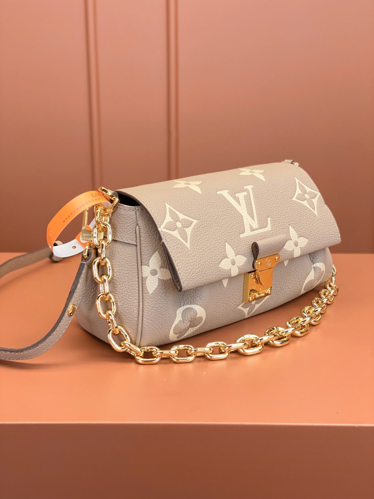 LV FAVORITE Bag - Image 5