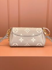 LV FAVORITE Bag - Image 2