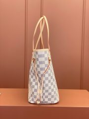 LV Neverfull MM Bag - Image 5