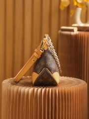 LV 𝐁𝐎𝐔𝐋𝐎𝐆𝐍𝐄 Bag - Image 7