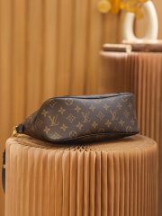 LV 𝐁𝐎𝐔𝐋𝐎𝐆𝐍𝐄 Bag - Image 6