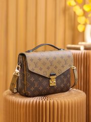 LV 𝗣𝗢𝗖𝗛𝗘𝗧𝗧𝗘 𝗠𝗘𝗧𝗜𝗦 Bag - Image 3