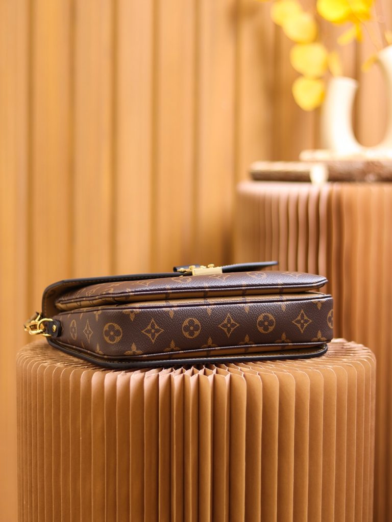 LV 𝗣𝗢𝗖𝗛𝗘𝗧𝗧𝗘 𝗠𝗘𝗧𝗜𝗦 Bag photo review