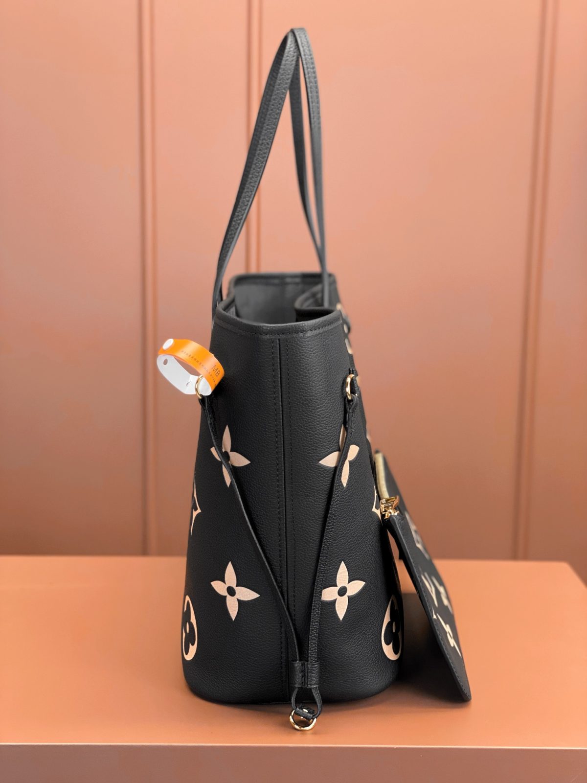 LV Neverfull MM Bag - Image 5