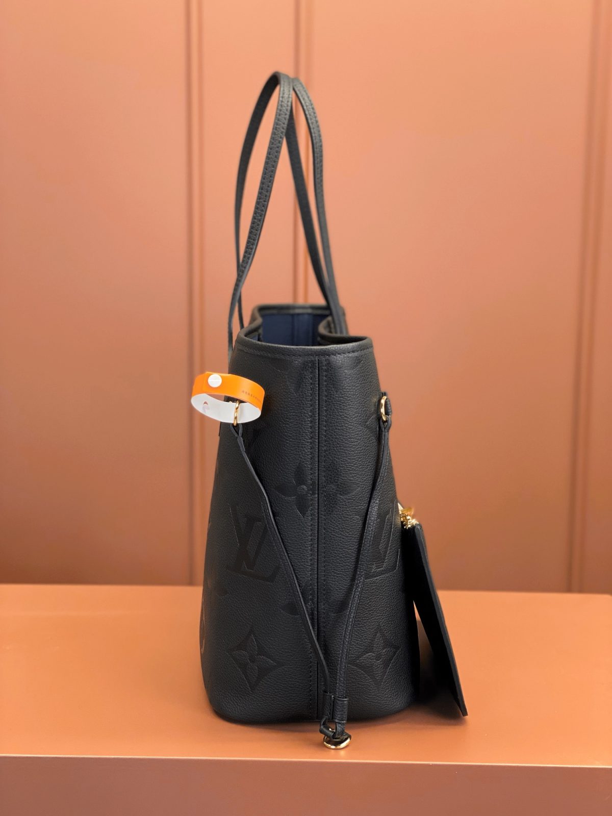 LV Neverfull MM Bag - Image 7