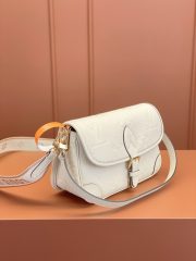 LV Diane Bag - Image 4