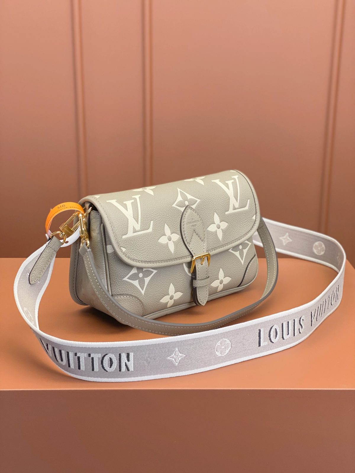 LV Diane Bag - Image 3