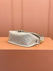 LV Diane Bag - Image 5