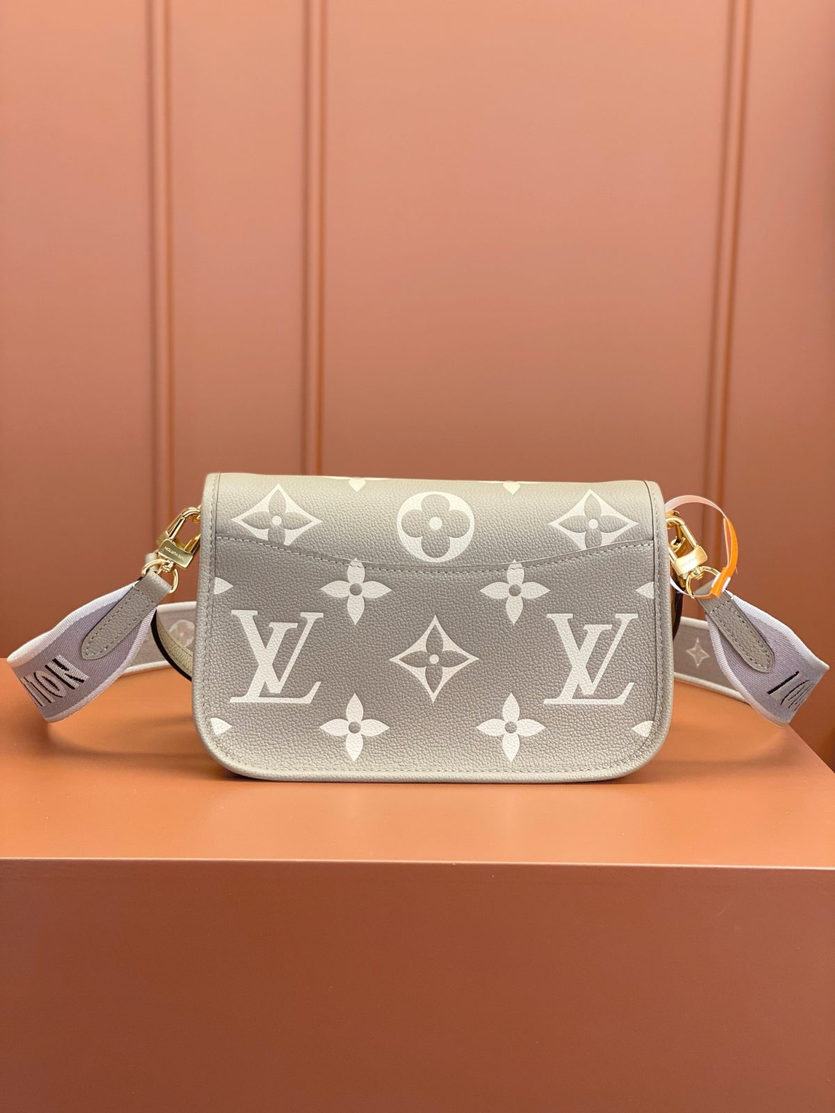 LV Diane Bag - Image 2