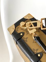 LV Cruise Bag - Image 4