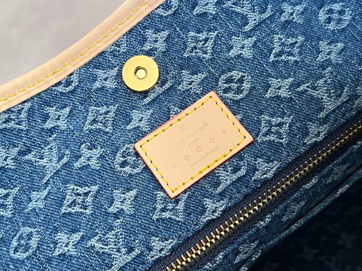 LV Bag - Image 9