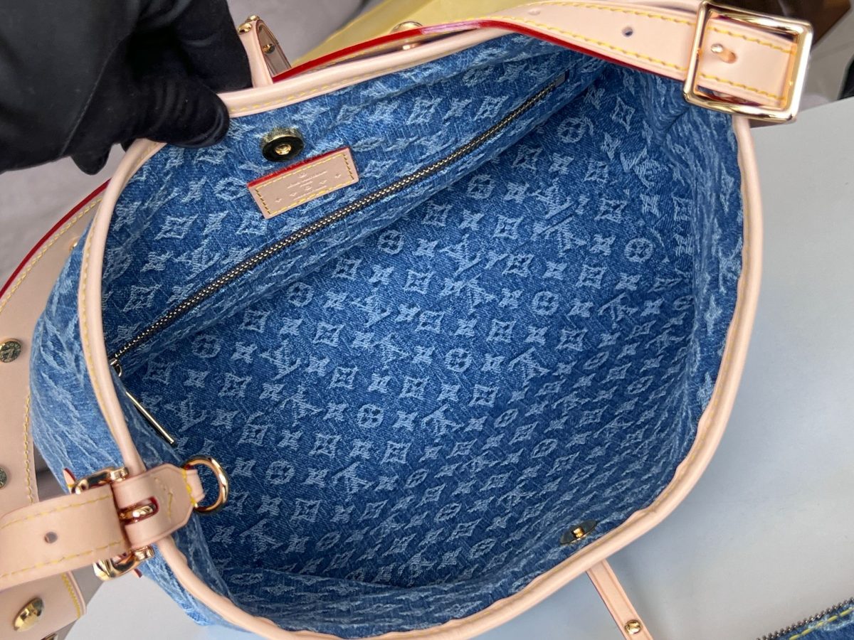 LV Bag - Image 8