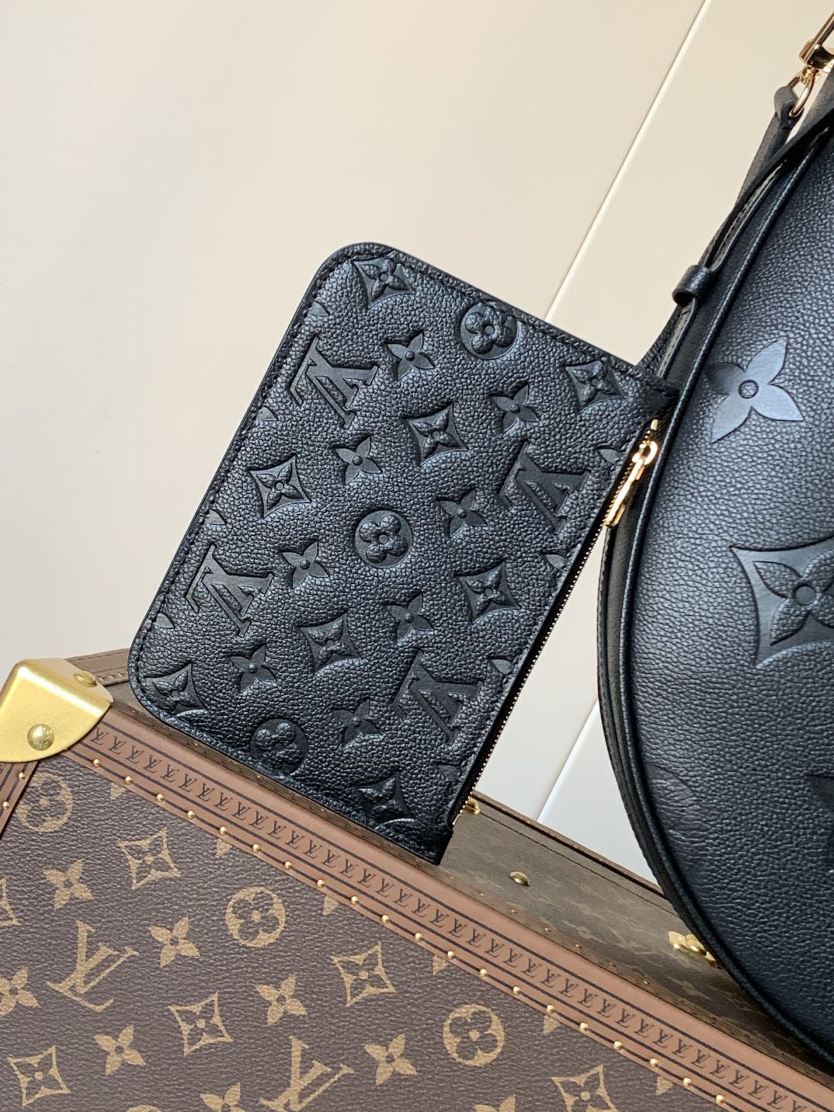 LV Loop Hobo Bag - Image 6