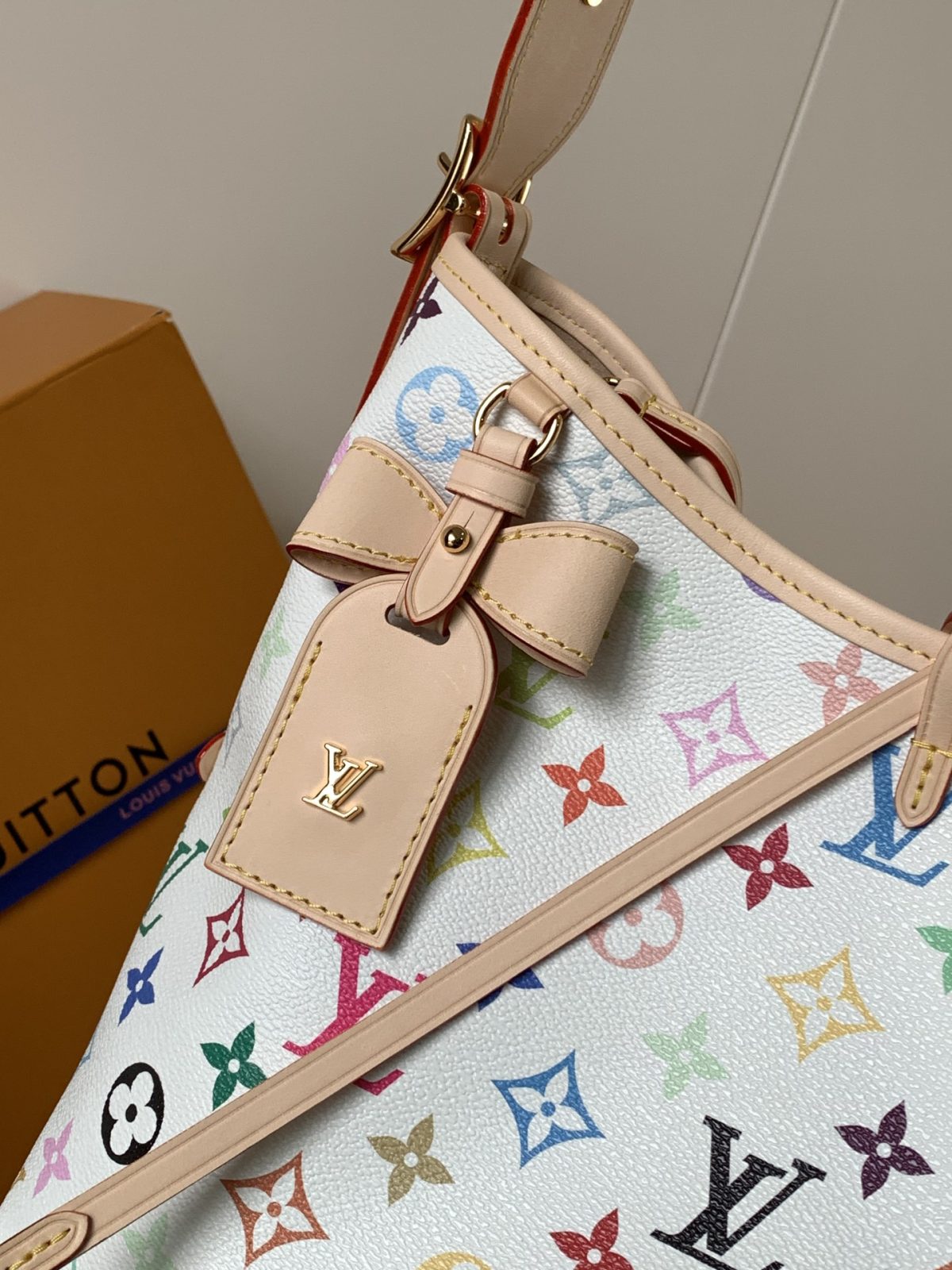 LV CarryAll PM Bag - Image 6