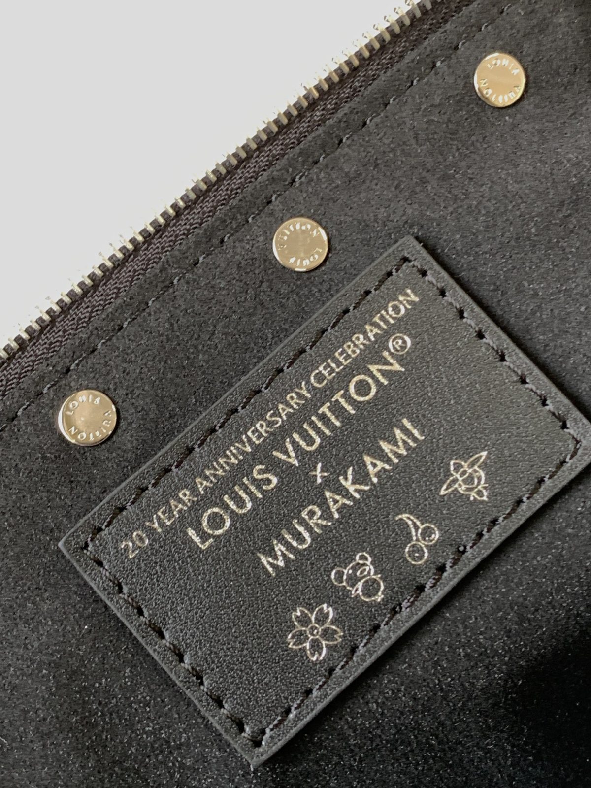 LV Pochette Accessoires Bag - Image 9