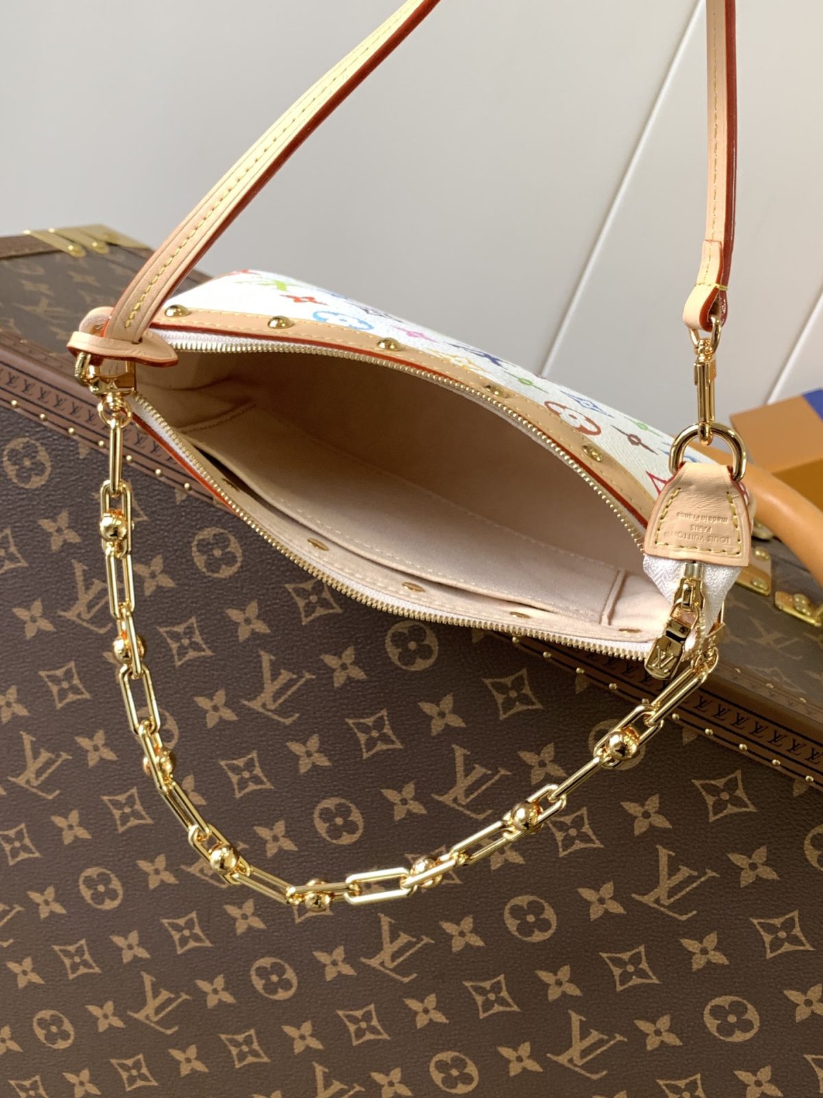LV Pochette Accessoires Bag - Image 8