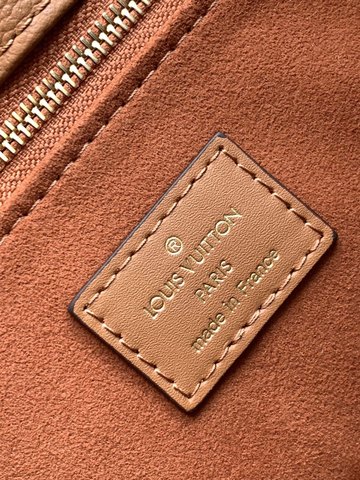 LV Onthego Handbag - Image 9