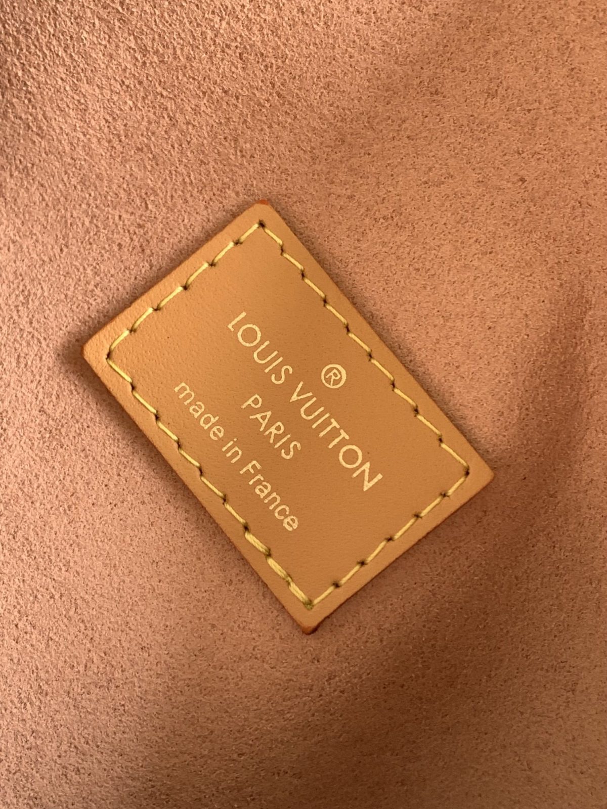 LV Cruise Bag - Image 9