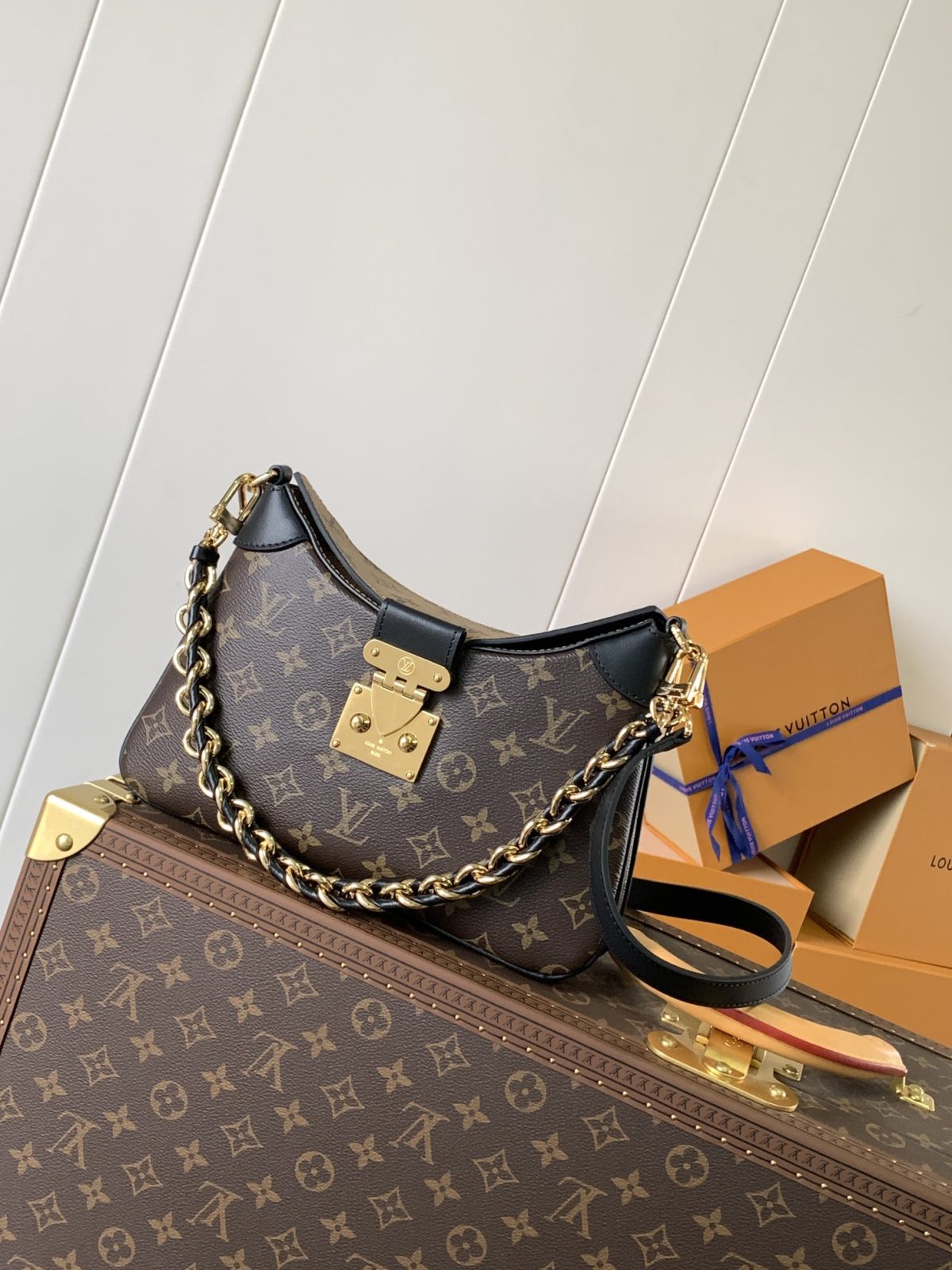 LV Twinny Bag - Image 1