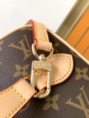 LV Nice Bb Makeup Bag - Image 6