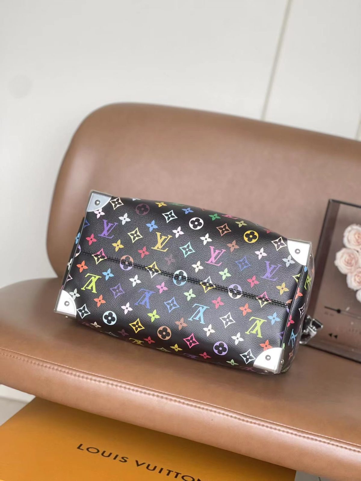 LV Speedy Soft 30 Bag - Image 2