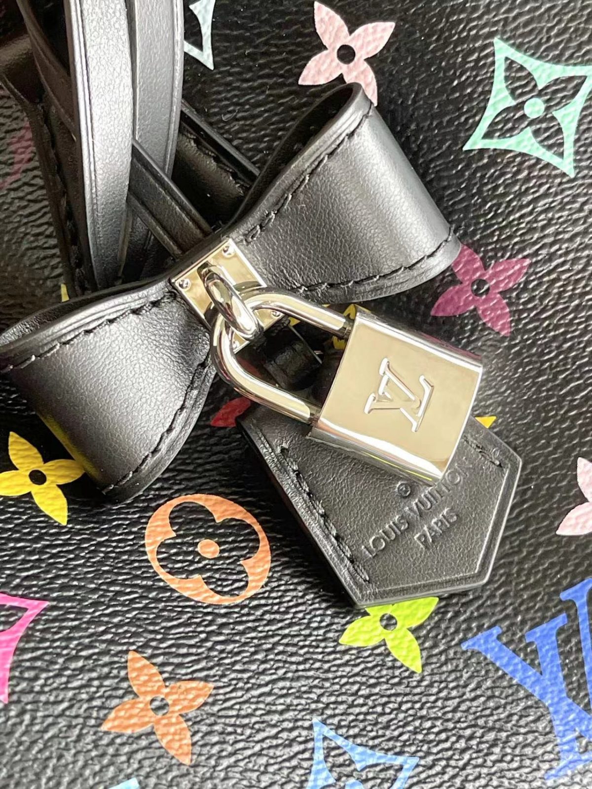 LV Speedy Soft 30 Bag - Image 5