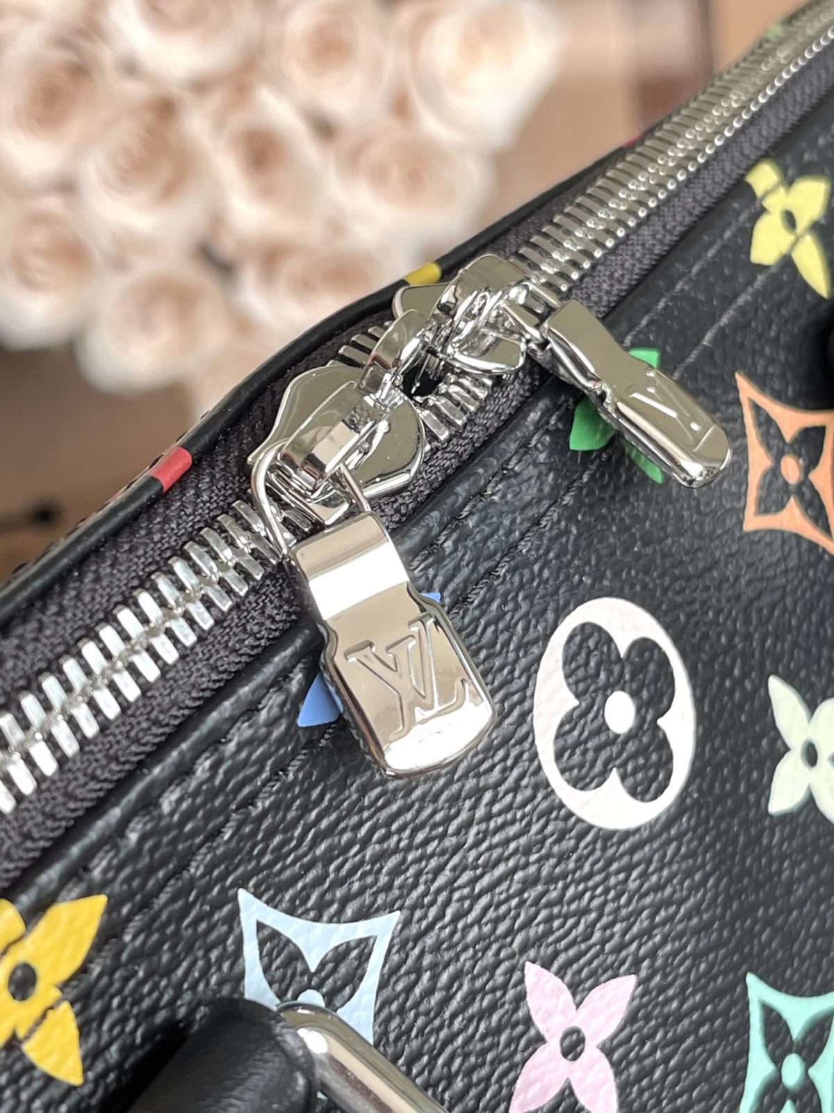 LV Speedy Soft 30 Bag - Image 6