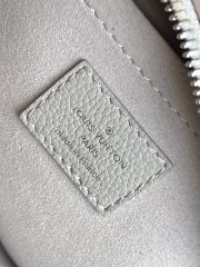 LV Speedy Bandouliere 20 - Image 9