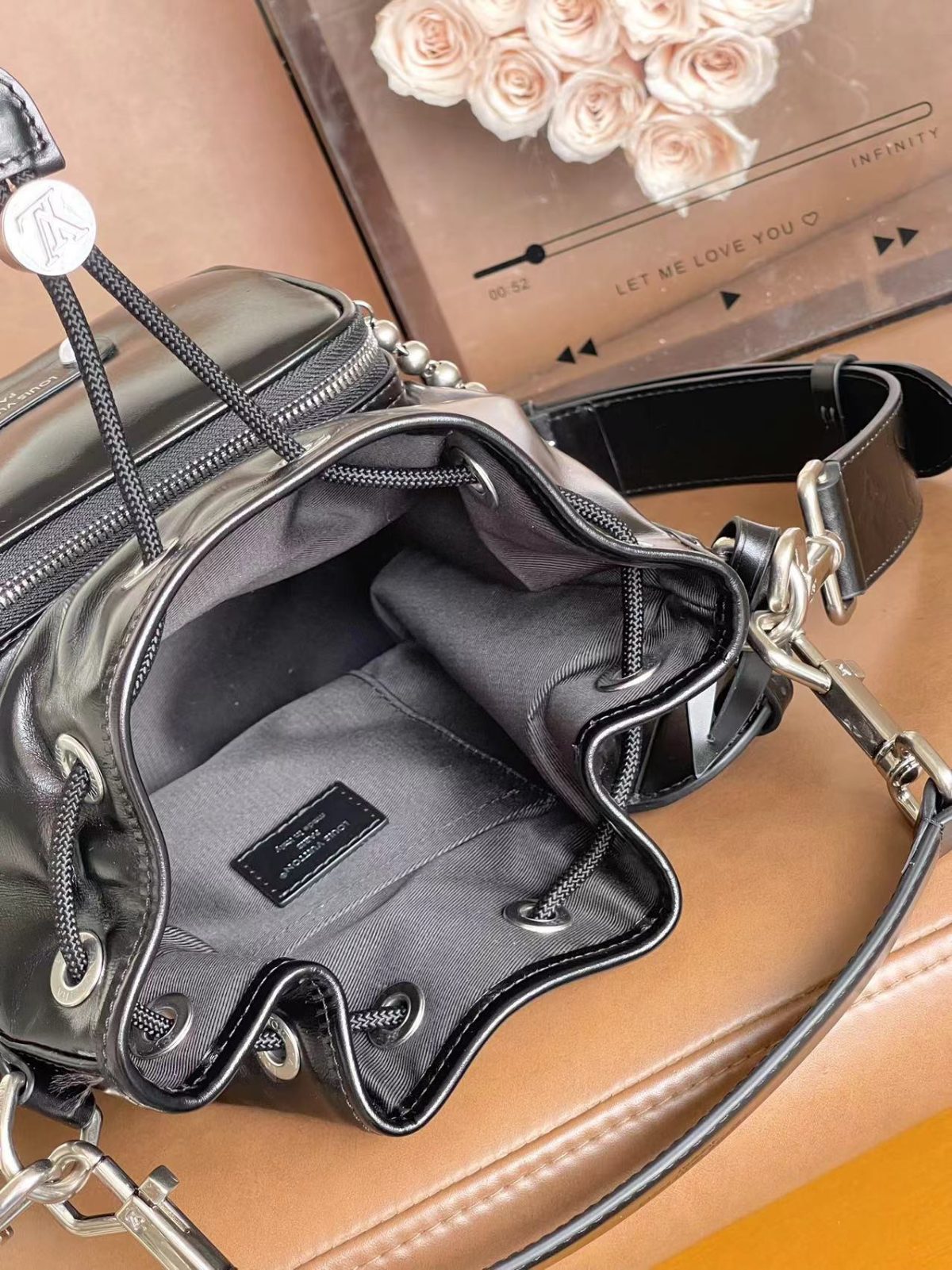 LV NOÉ CARGO - Image 9