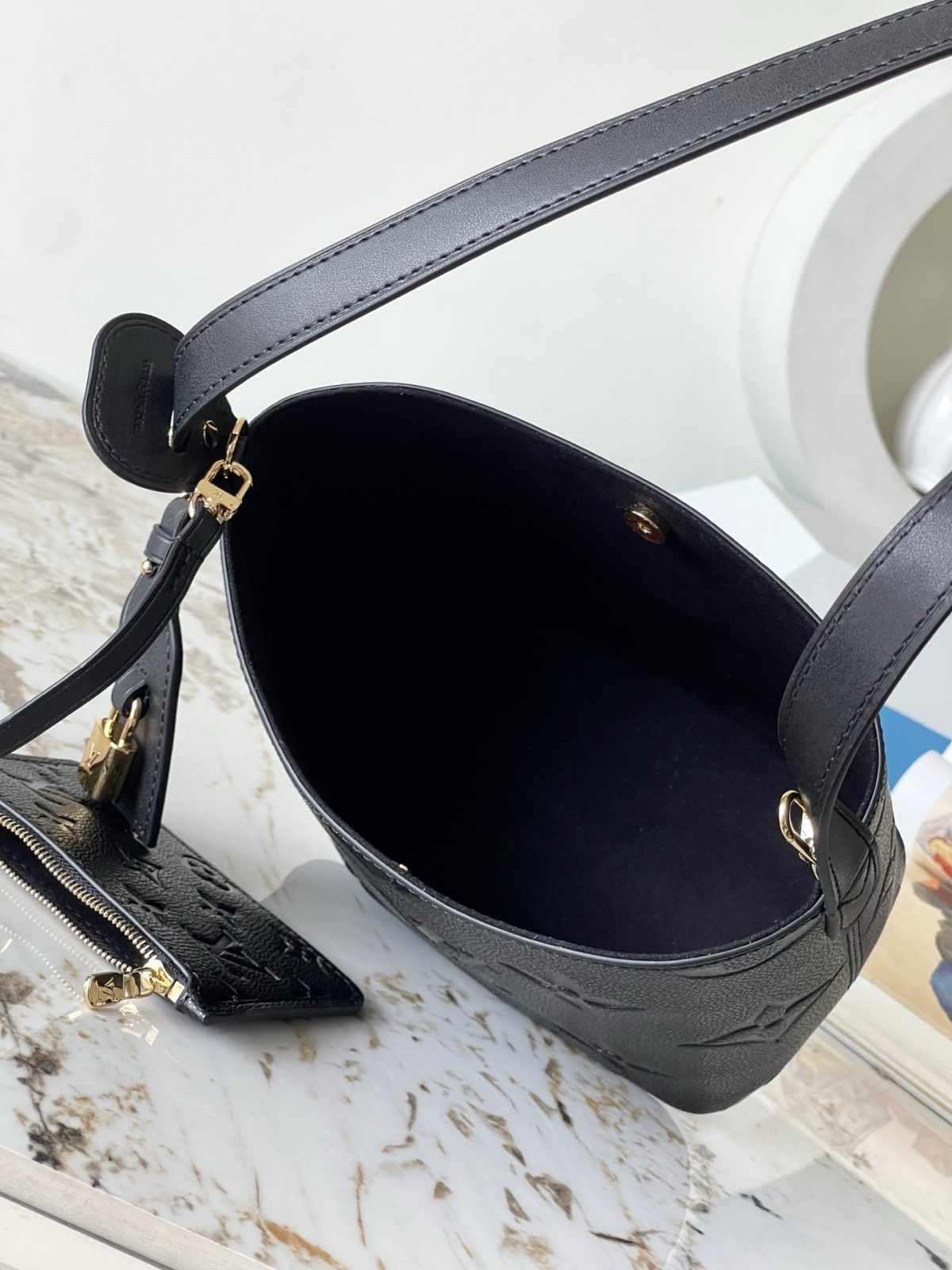 LV All In BB - Image 9