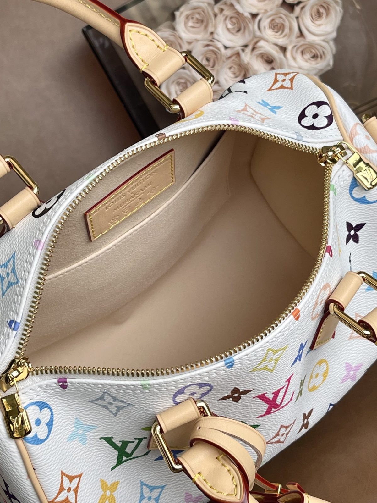 LV Speedy Bandouliere 25 - Image 9