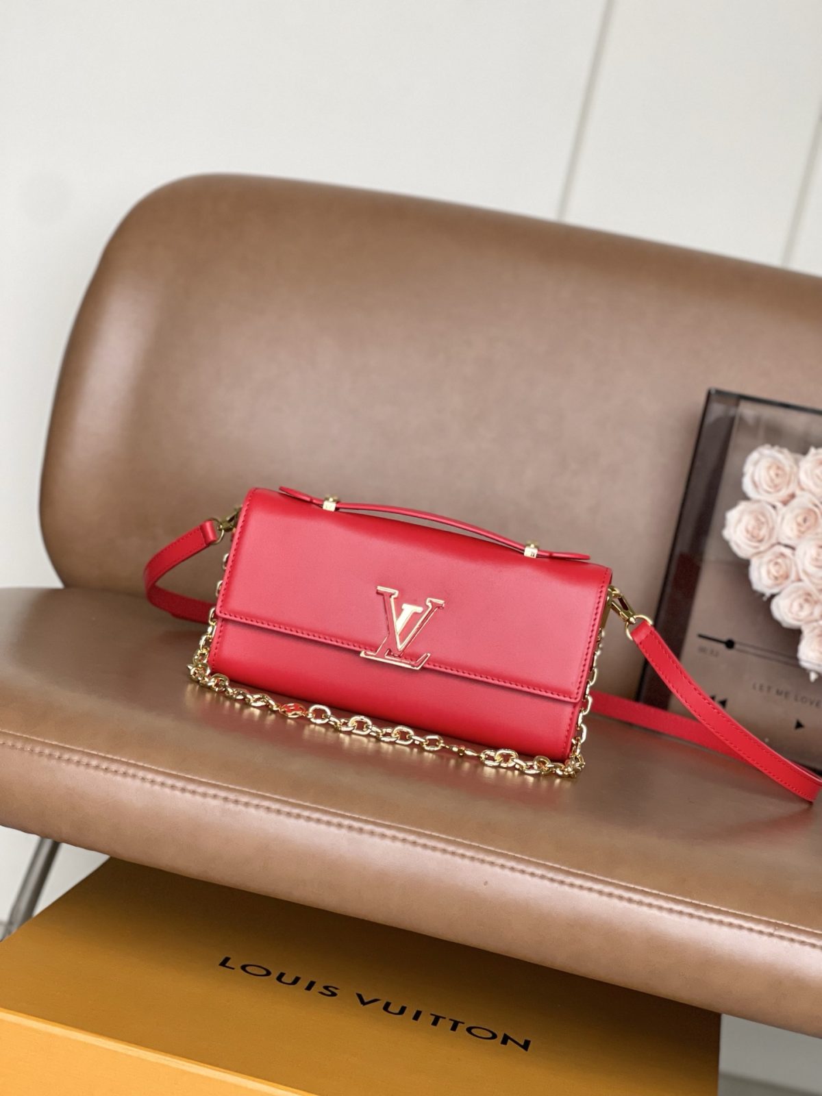 LV Wallet On Chain Capucines - Image 1
