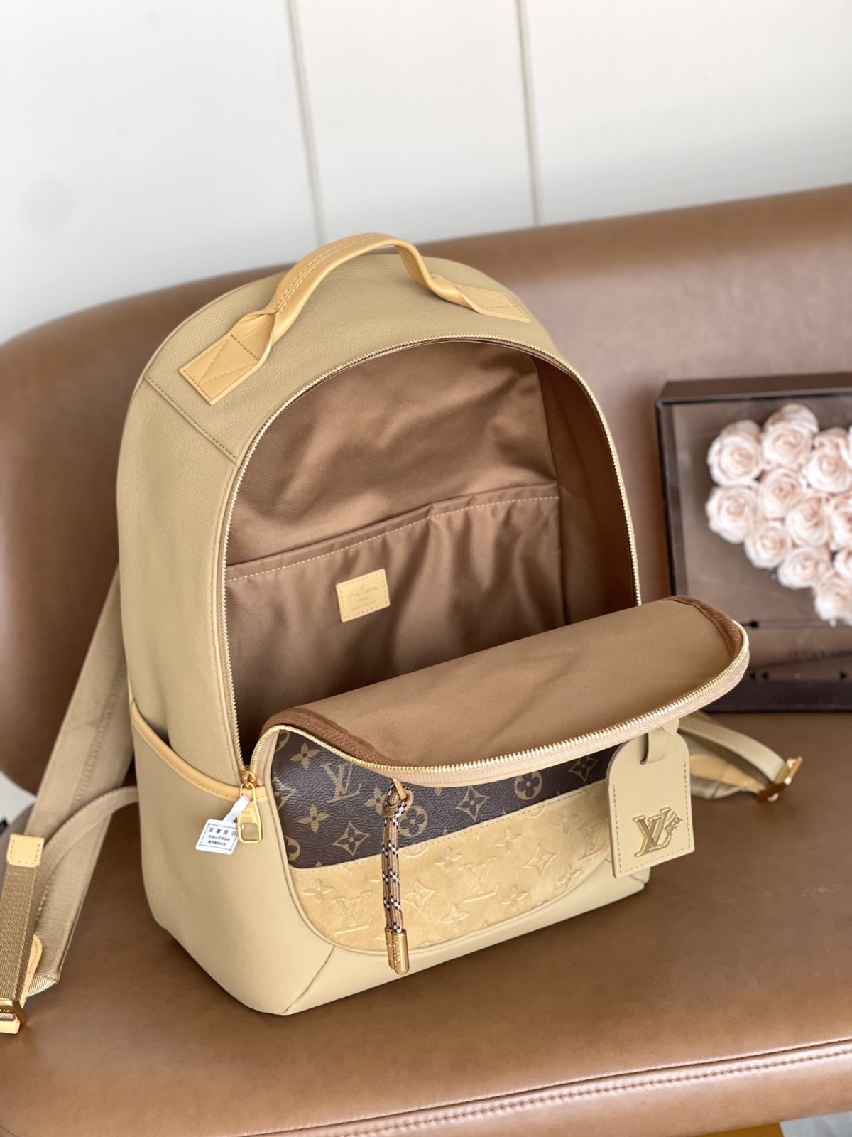 LV Outdoor Backpack - Image 9
