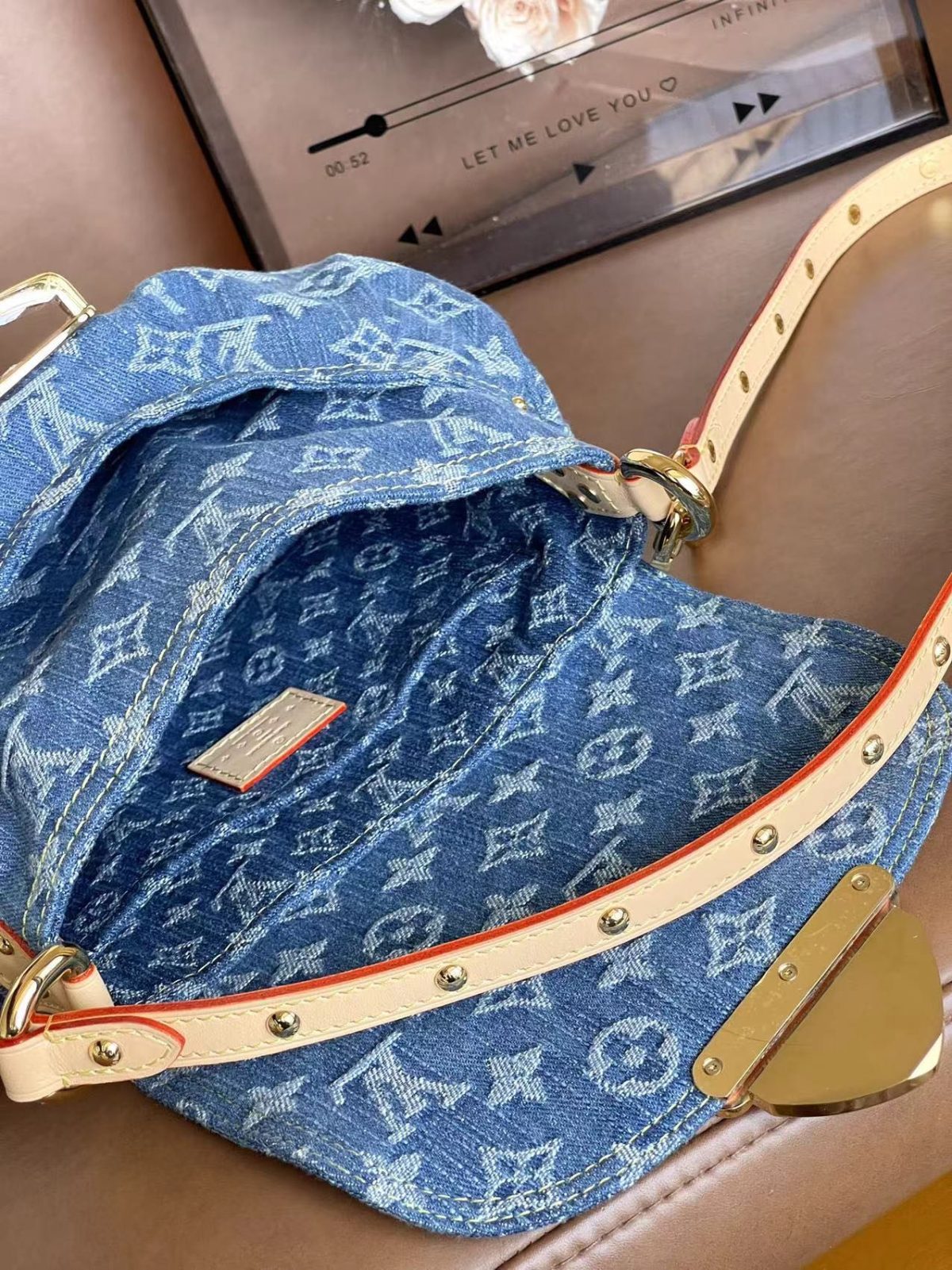 LV Sunset Vibe - Image 8