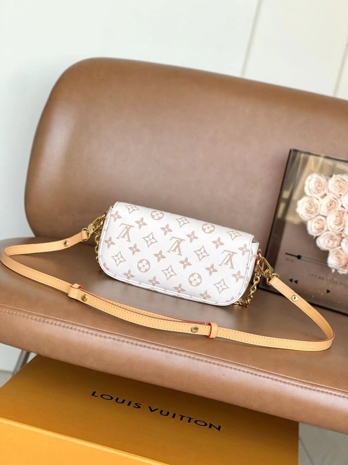 LV Wallet On Chain Ivy Bag - Image 2